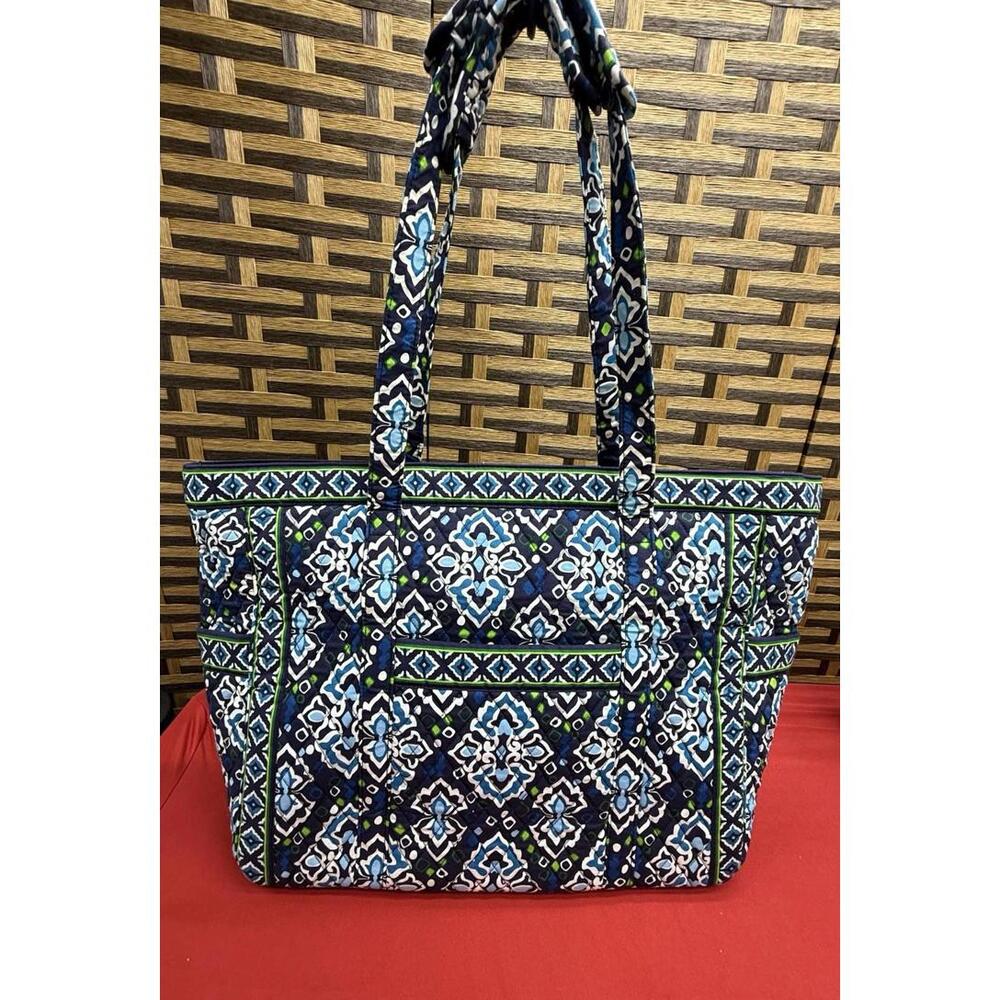 NWOT Vera Bradley Floral X-LARGE Tote TRAVEL Shoulder Bag BLUE INK PATTERN
